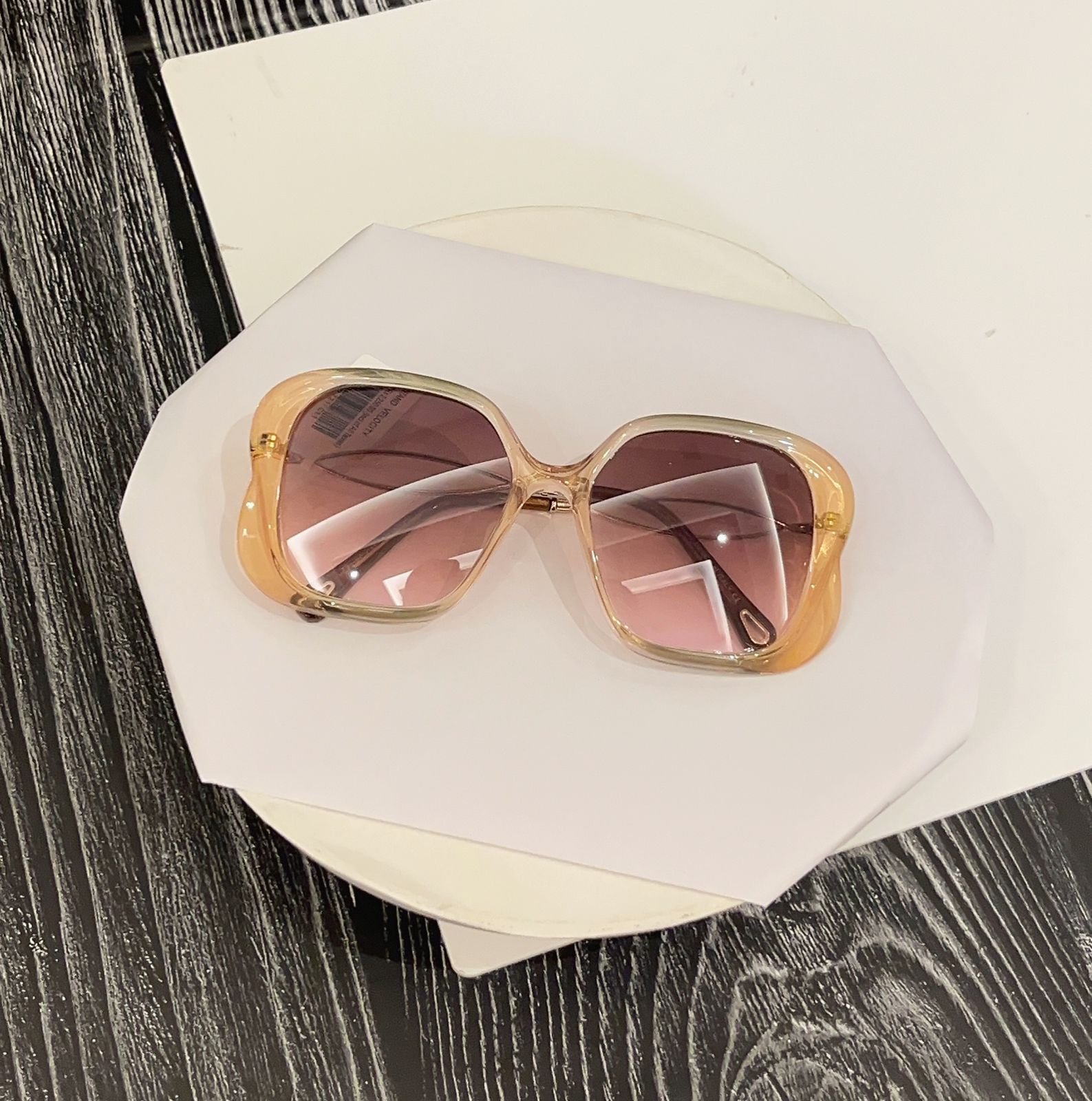 Gorgeous Specs & More Velo\'s Bestseller Oversized Sunglasses Vail - Tort/ Pink – Otra Eyewear main image 4